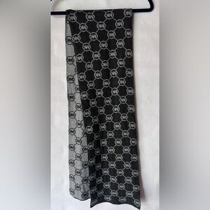 Michael Kors Black and‎ Gray Scarf